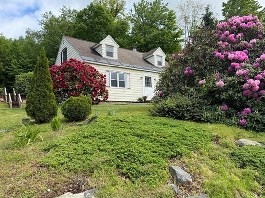 3 Northfield Rd, Erving