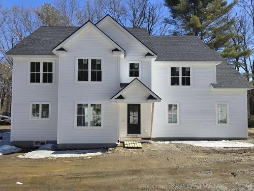 200 River St, Bernardston - $620,000