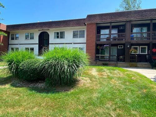 25 Keegan Ln, 5C, Greenfield - $195,000