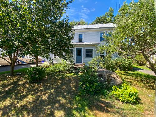 6 Warner St, Turners Falls - $285,000