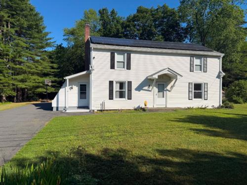 8 Lillian St, Greenfield - $395,000