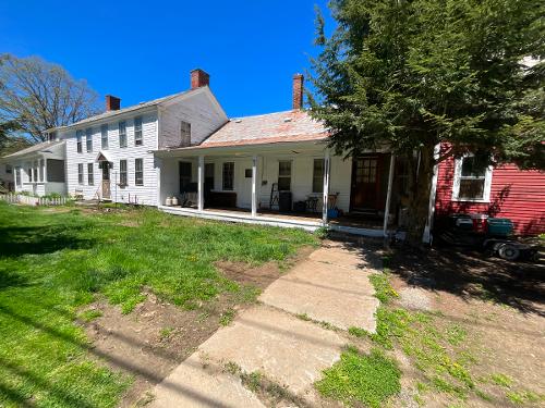 9 Main Rd, Colrain - $310,000