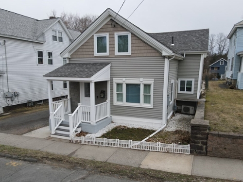 104 Davis St, Greenfield - $265,000