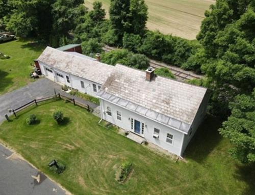 142 W Northfield Rd, Northfield - $329,000